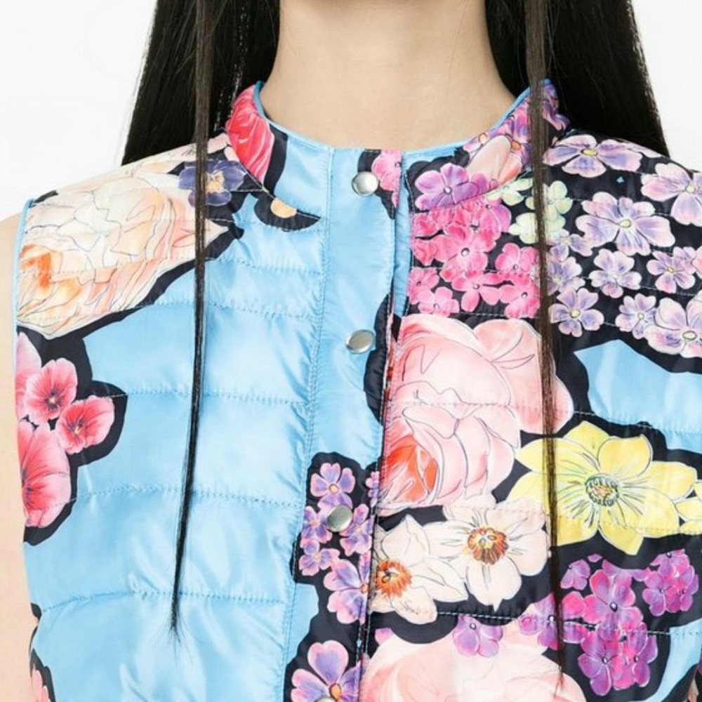 Bright Floral Desigual Vest!